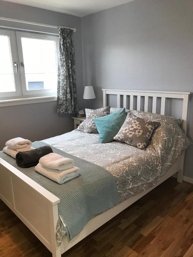 Flat Five, 212 Eaglesham Road, East Kilbride, Glasgow Dış mekan fotoğraf